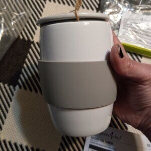 Pampered Chef Ceramic Egg Cooker and Citrus and Onion Peeler set